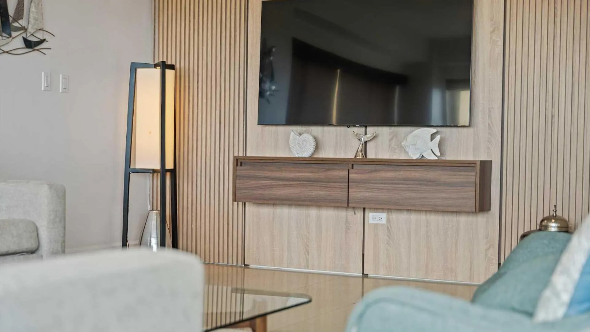 Beachfront - Aqua Vista 3Br Condo - A347 Palm Beach Aruba