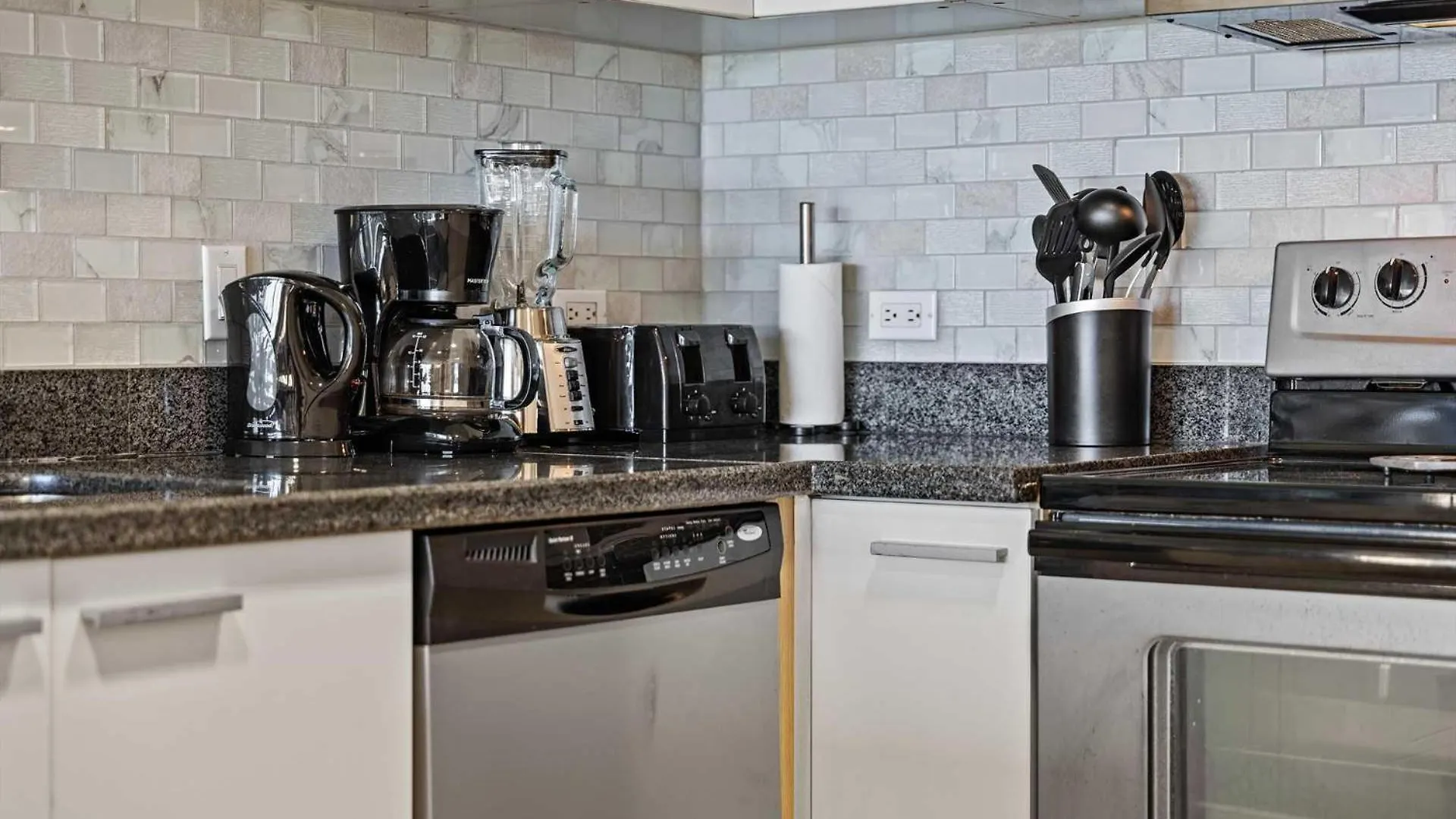 Beachfront - Aqua Vista 3Br Condo - A347 Palm Beach Holiday home